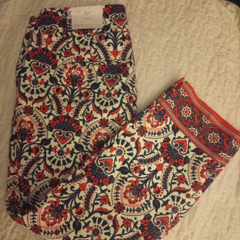 Loft size 4 Riviera cropped pant